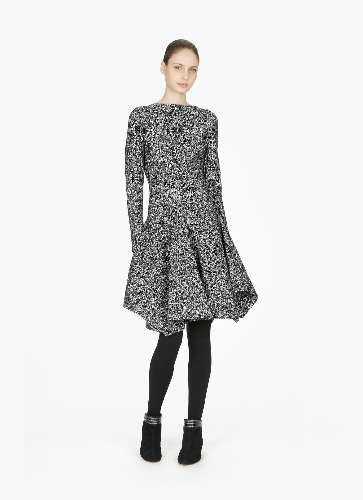 Robe évasée
 ALAÏA ROBE ÉVASÉE
 NOIR/BLANC
